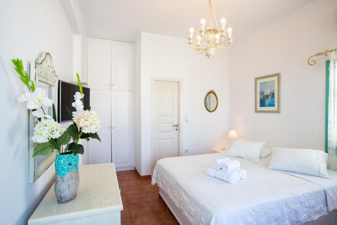 Hotel Odysseus Folegandros Town Exterior photo